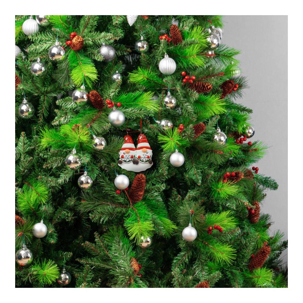 Bringen Sie festliche Freude in Ihr Zuhause! Personalisierte Weihnachtskugeln für die ganze Familie - Einzigartige Namensdekorationen aus Kunstharz. Perfekte Weihnachtsschmuckidee