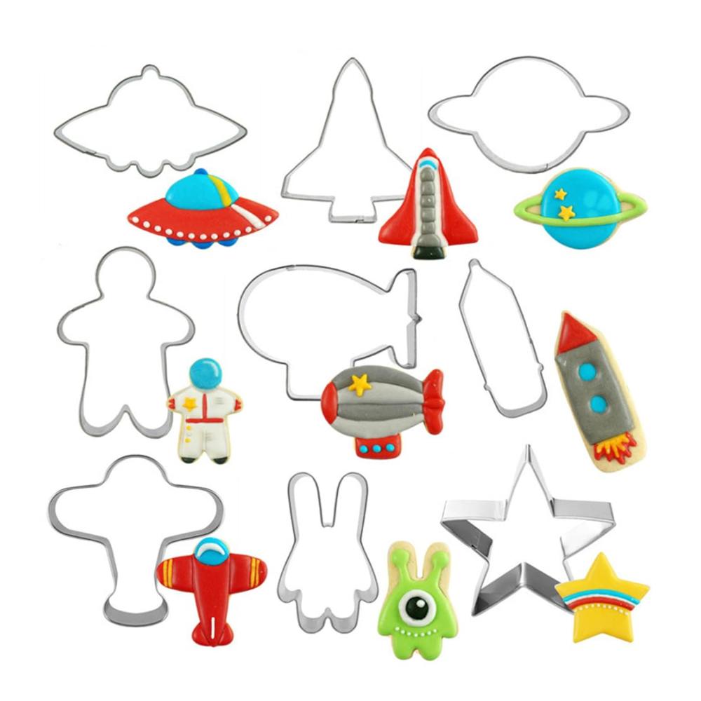 Entdecken Sie die Galaxie des Backens 9-teiliges Ausstechformen-Set mit Weltraumschiff Sternflugzeug & Rakete - Aus Edelstahl für DIY Kekse Sandwiches Fondant & Kuchendekoration