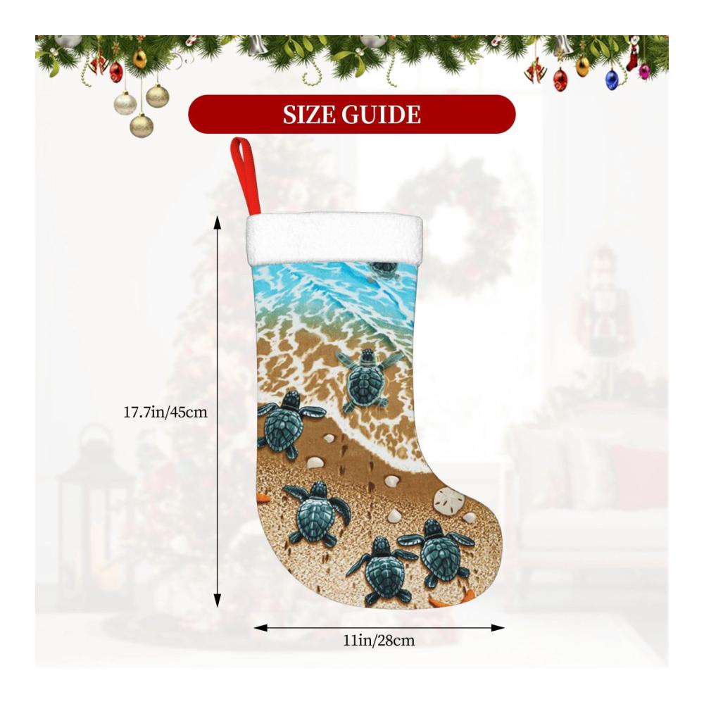 Entzückende Nikolausstiefel Personalisierte Weihnachtsstrümpfe mit bedruckten Schildkröten am Strand-Motiv. Perfekte Dekoration für die Familienurlaubsparty. Erhöhen Sie die Feststimmung