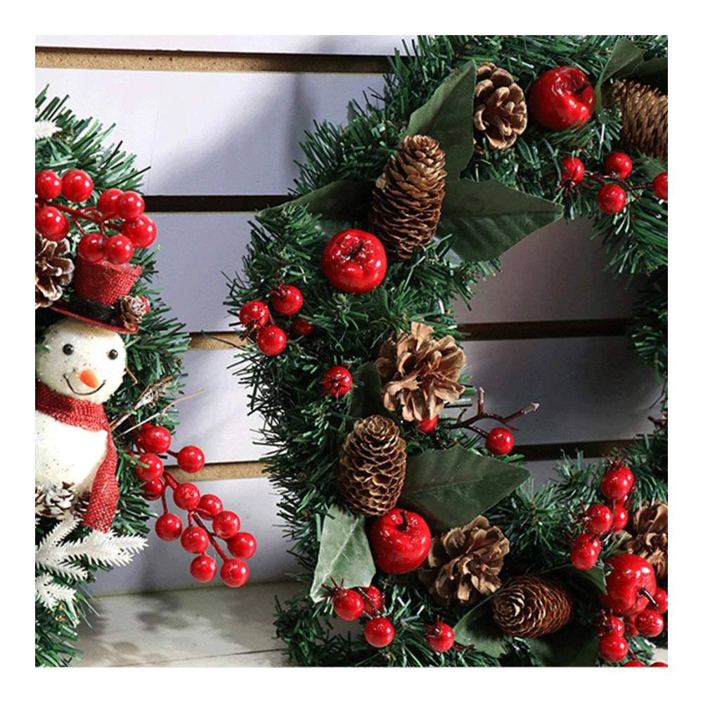 Entzückender Goldbogen Künstlicher Weihnachtskranz mit Tannenzapfen und roten Beeren - Perfekte Rattan-Weihnachtsdekoration für festliche Kranz-Deko (Durchmesser 45 cm