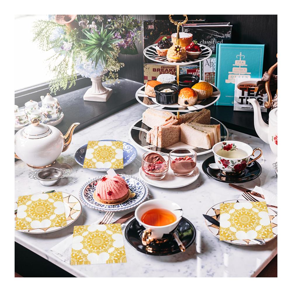 Einweg-Servietten mit Blumenmuster | 80 Stück Papierservietten für elegante Tischdekorationen | Ideal für Muttertag Hochzeit Geburtstag & mehr | Perfekt für Picknick Grillen & Mädchenpartys