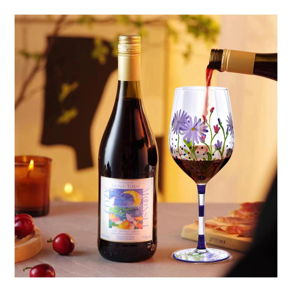 Exquisite Rotweingläser 560ml - Elegantes Blumenmuster | Hitzebeständige Lackierung | Personalisierbares Geschenk für besondere Anlässe wie Geburtstage Hochzeiten & Valentinstag