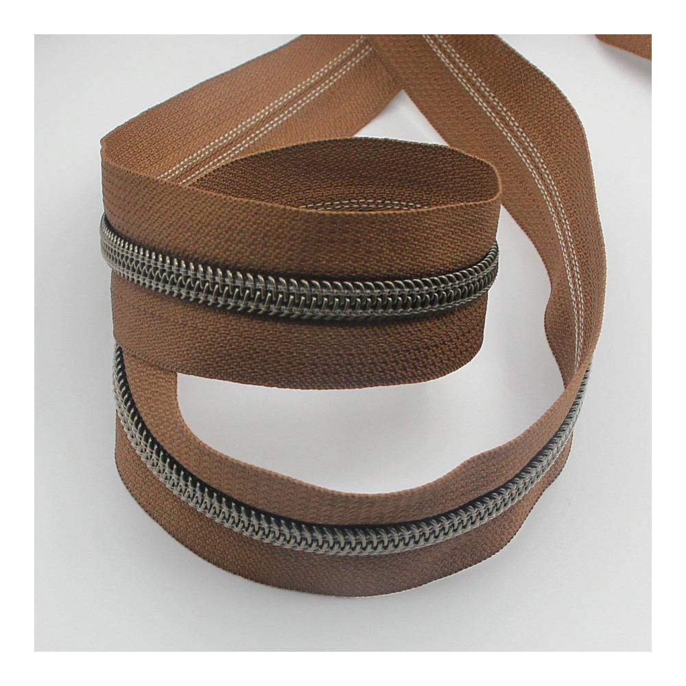 Nähprofis Traum Hochwertige 5 Nylon-Reißverschlüsse 9.1m auf Rolle braunes Band Antik Messing Metallic Zähne. Inklusive 25 Messing-Schieber. Perfekt für DIY Nähen Schneider & Handwerksprojekte