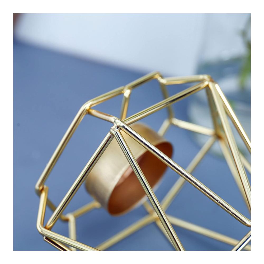 Goldene 3D Teelichthalter aus Metall – 2er Set Kerzenhalter für Wohnzimmer Schlafzimmer & Küche – Moderne Geometrische Deko – Teelichthalter hohl & elegant – Perfekte Atmosphäre schaffen