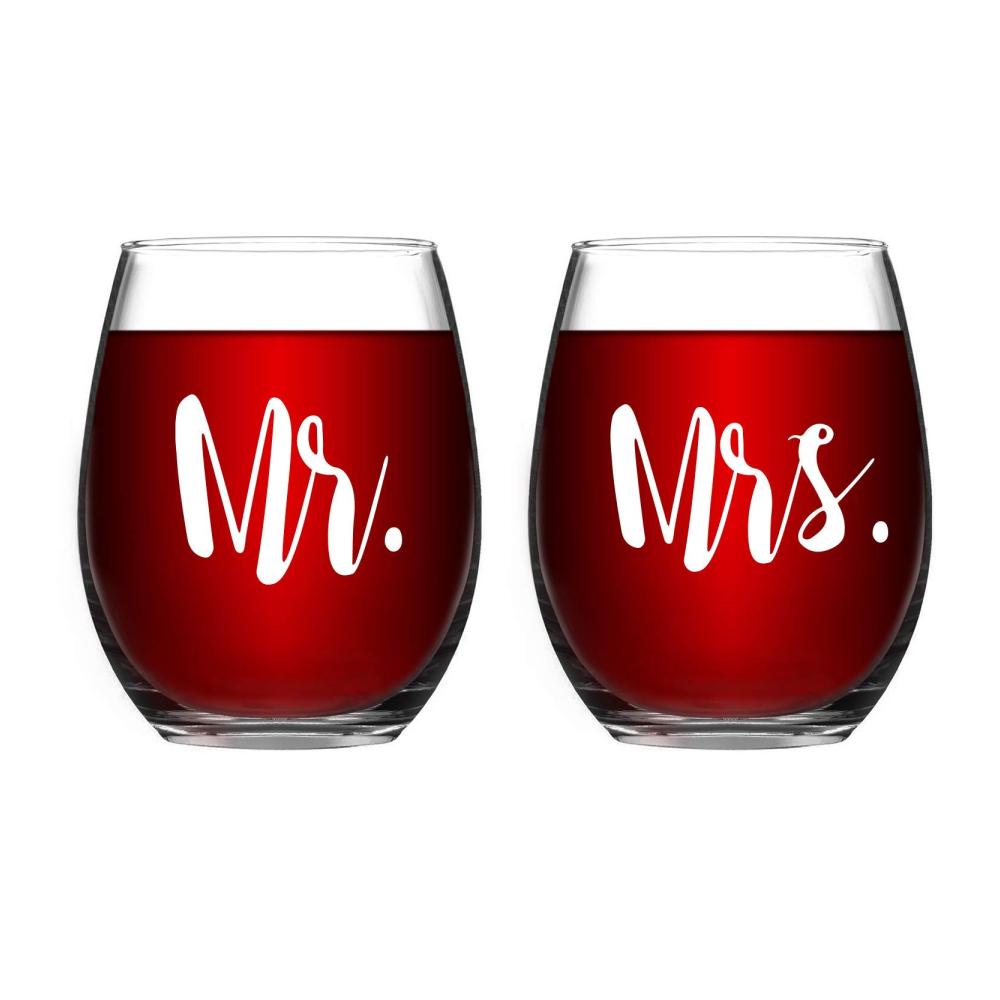 Lighsele Hochzeitsgeschenke für Brautpaar Elegante Rotweingläser mit Gravur Mr und Mrs Set – Romantisches Verlobungsgeschenk für Paare und Freunde – Exklusive Geschenkidee zum Hochzeitstag für Eltern – 450ml Kapazität