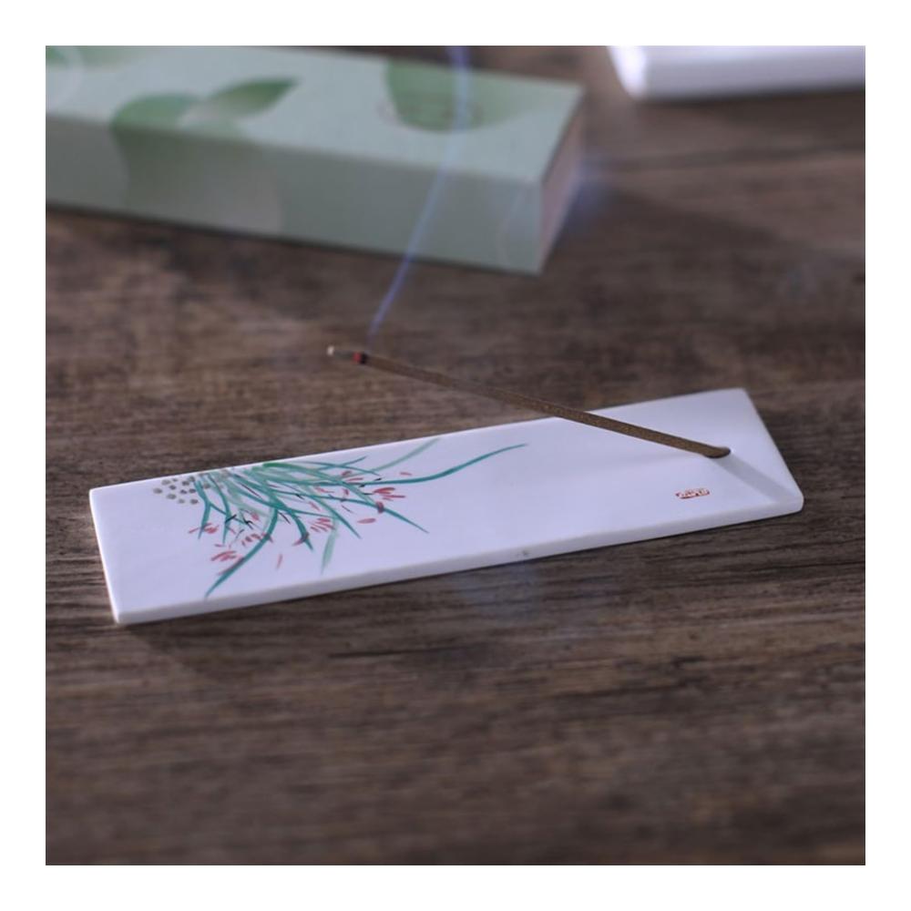 EntspannenRückflnen Sie mit Sie mit Stie mit Stile mit Stilit Stil Handtil Handbil Handbem Handbemalter Räucherstäbchenhalter mit exquisitem Muster – Keramik-Dufthalter Räucherstäbchenhalter mit exquisitem Muster – Keramik-Dufthalter fürfluss-Räucherstäbchenhalter aus Keramik - Exquisites Muster für einen duftendennen duftenden Akzent. Perfektedektenden Akzent. Perfekte Tisch undnt. Perfekte Tischdekoration undPerfekte Tischdekoration und Dunung Tischdekoration und Duftischdekoration und Duft-Highhdekoration und Duft-Highlightekoration und Duft-Highlight!koration und Duft-Highlight! (ration und Duft-Highlight! (Coloration und Duft-Highlight! (Color D