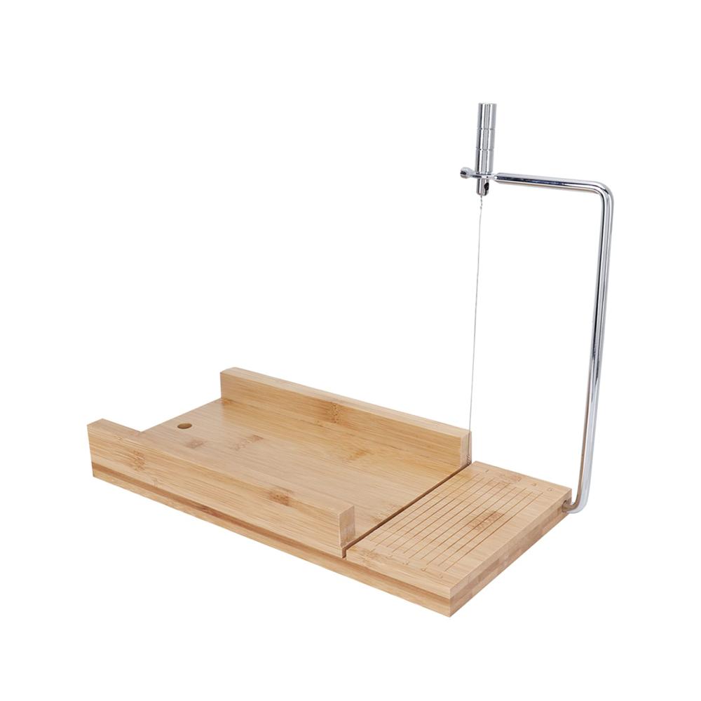 Entdecken Sie professionelle Gießformen für Seifenherstellung - 1200ml Handgefertigtes Seifenschneider-Set mit Drahtschneider Abschrägungshobel und Holzkiste zum Selbstgemachten Beschneiden