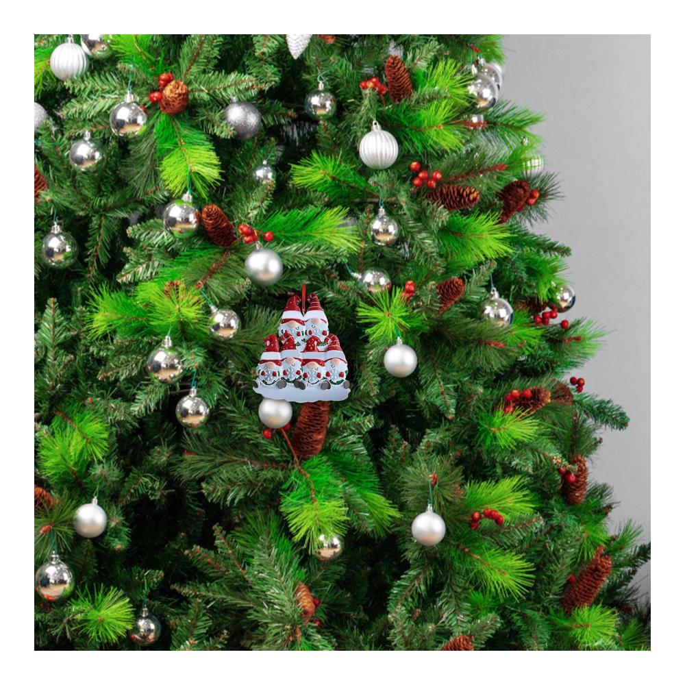 Bringen Sie festliche Freude in Ihr Zuhause! Personalisierte Weihnachtskugeln für die ganze Familie - Einzigartige Namensdekorationen aus Kunstharz. Perfekte Weihnachtsschmuckidee