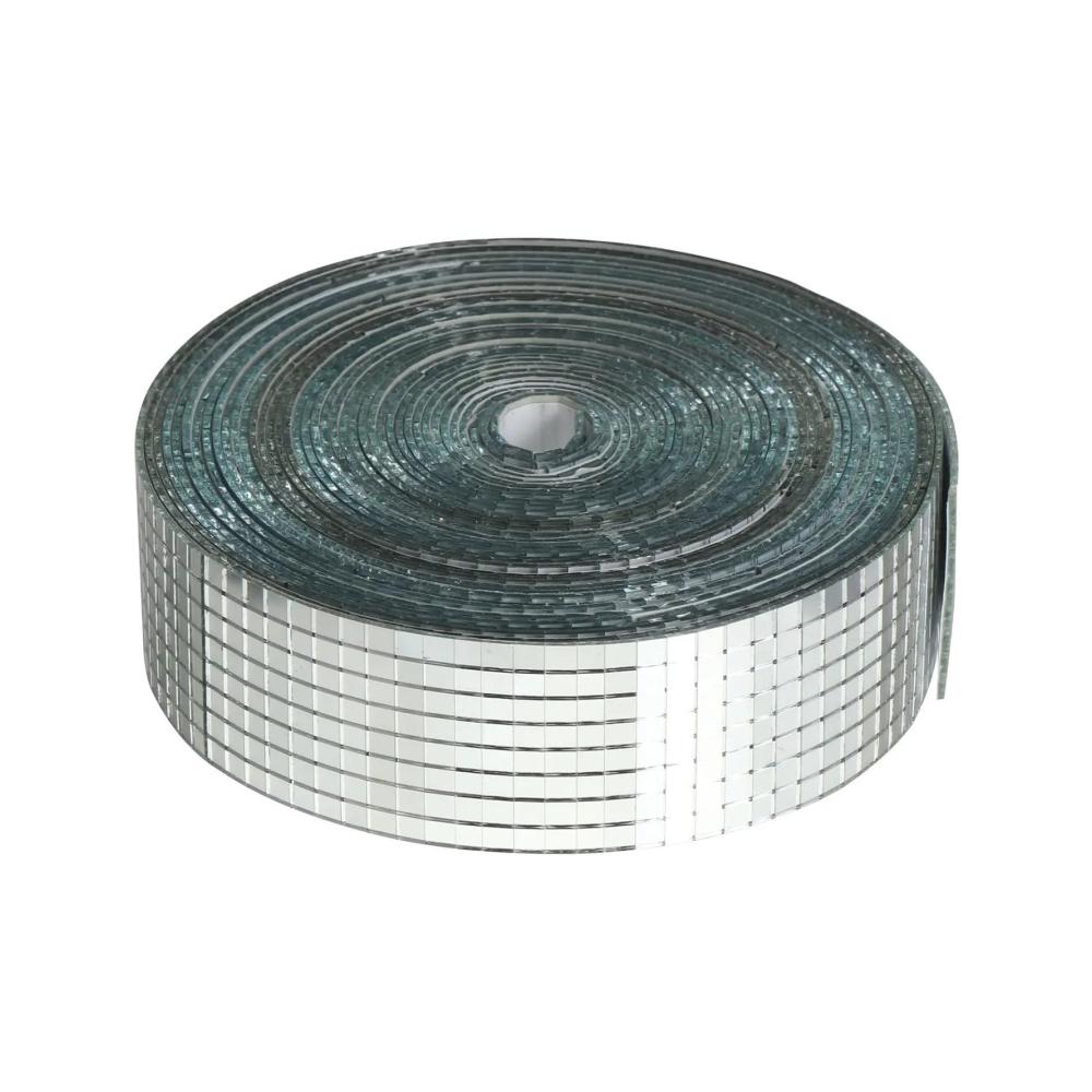 Entdecken Sie die Brillanz Mosaikfliesen Set mit selbstklebenden quadratischen Glasmosaiksteinen und Spiegelblättern für handgefertigte Meisterwerke. Einfache Anwendung! Strahlendes Silberdesign